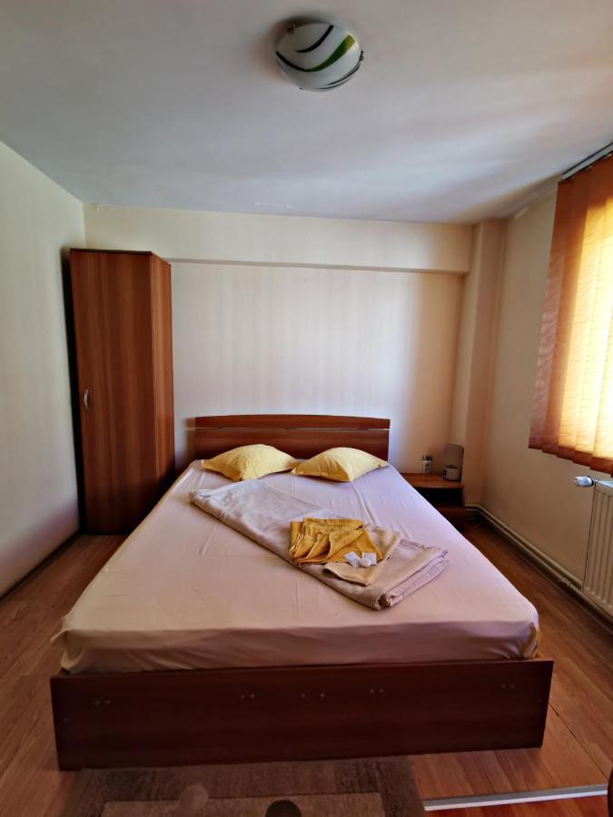 Motel International Recola Băneşti Zewnętrze zdjęcie