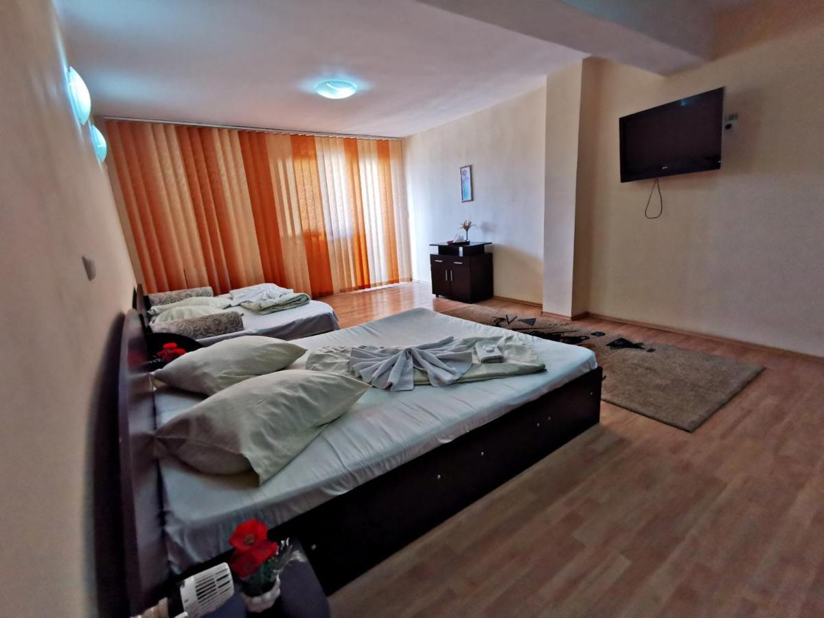 Motel International Recola Băneşti Zewnętrze zdjęcie