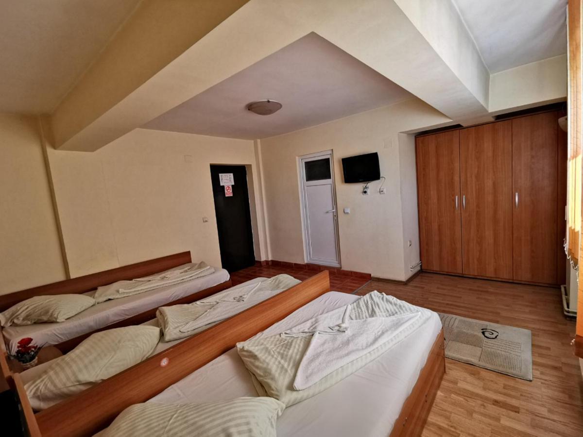 Motel International Recola Băneşti Zewnętrze zdjęcie