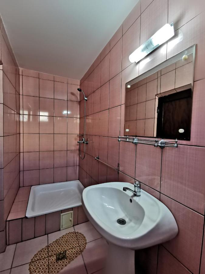 Motel International Recola Băneşti Zewnętrze zdjęcie